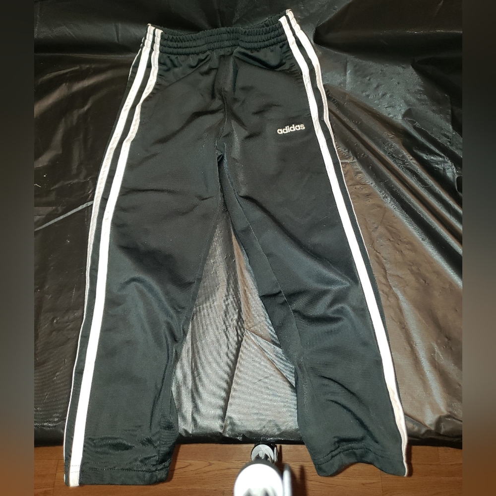 Kids Adidas pants size 5